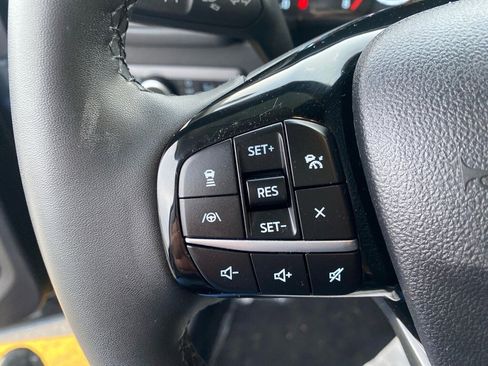 Used 2022 Ford Escape SEL image 18