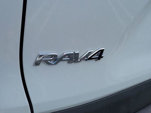 Used 2025 Toyota RAV4 Limited w/ Advanced Technology Package FWD image 5