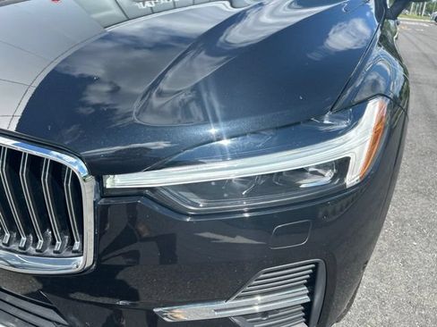 Certified 2023 Volvo XC60 B5 Plus AWD/4WD image 8