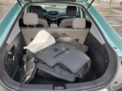 Used 2018 Chevrolet Volt LT w/ Comfort Package image 25