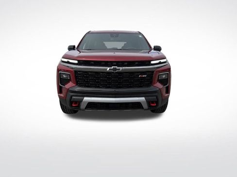 Used 2025 Chevrolet Traverse Z71 w/ Driver Confidence Package image 10