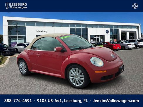Used 2008 Volkswagen Beetle SE image 1