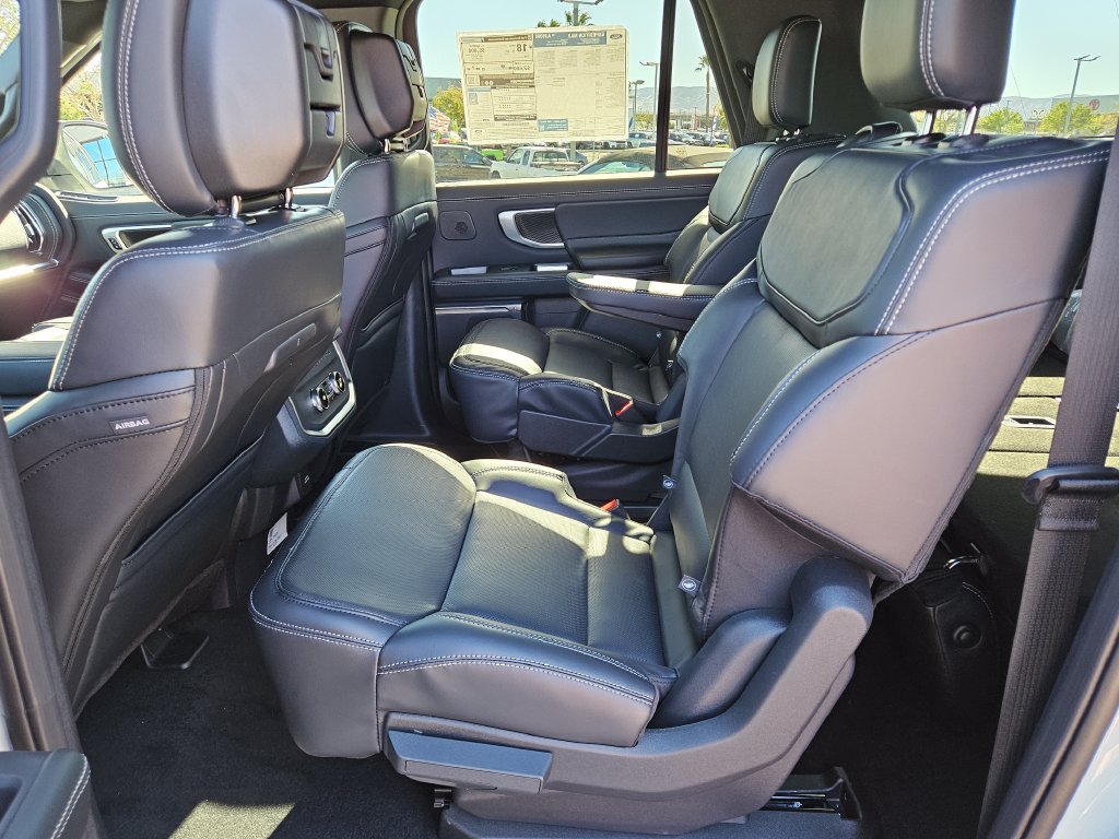 New 2027 Ford Expedition Max Platinum w/ Stealth Performance Package AWD/4WD image 16