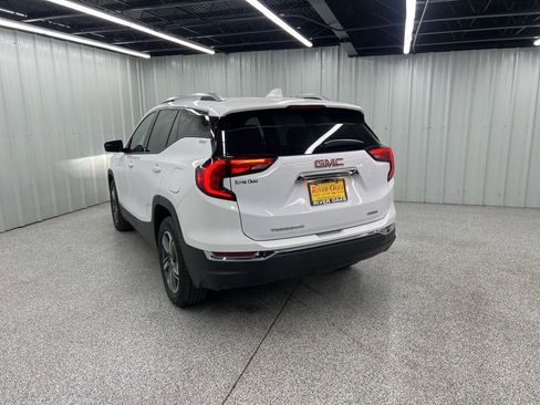 Used 2020 GMC Terrain SLT w/ Preferred Package image 4