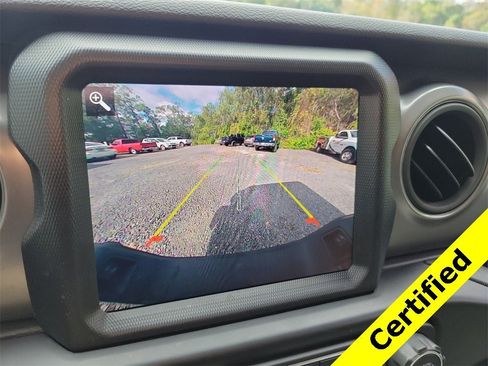 Certified 2021 Jeep Gladiator Sport image 28