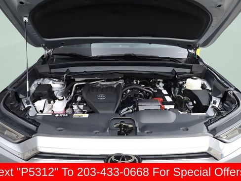 Certified 2025 Toyota Grand Highlander AWD image 9