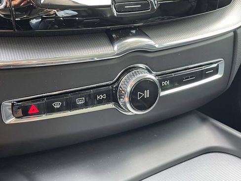 Used 2019 Volvo XC60 T5 Inscription w/ Protection Package Premier FWD image 28