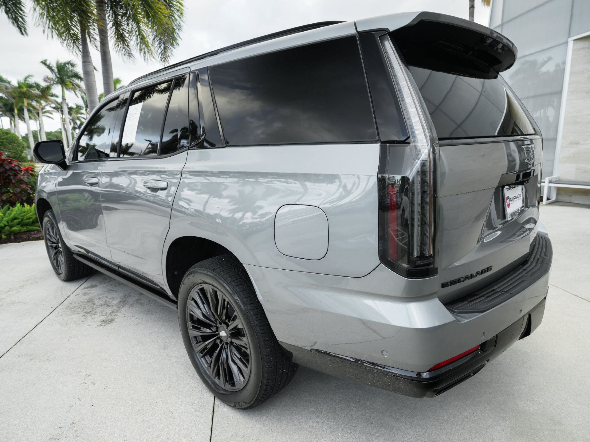 Used 2025 Cadillac Escalade Sport w/ LPO, ONYX Package AWD/4WD image 38