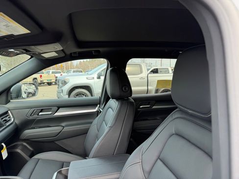 New 2026 GMC Terrain Elevation image 15