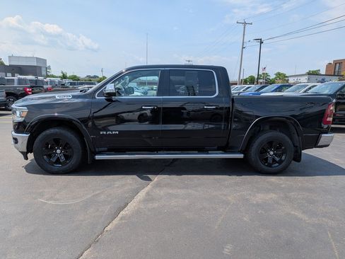 Used 2022 RAM 1500 Laramie AWD/4WD image 7