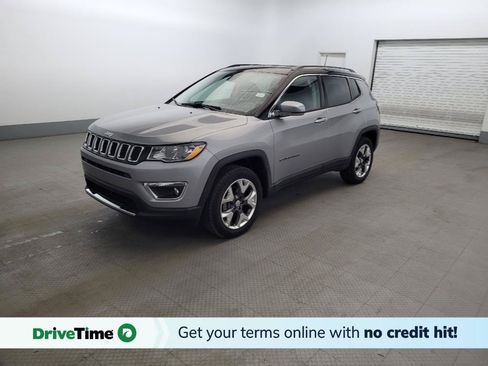 Used 2019 Jeep Compass Limited w/ Safety & Security Group AWD/4WD image 1