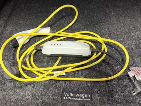 Used 2021 Volkswagen ID.4 Pro S image 37