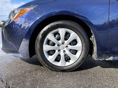 Used 2024 Toyota Corolla LE FWD image 7