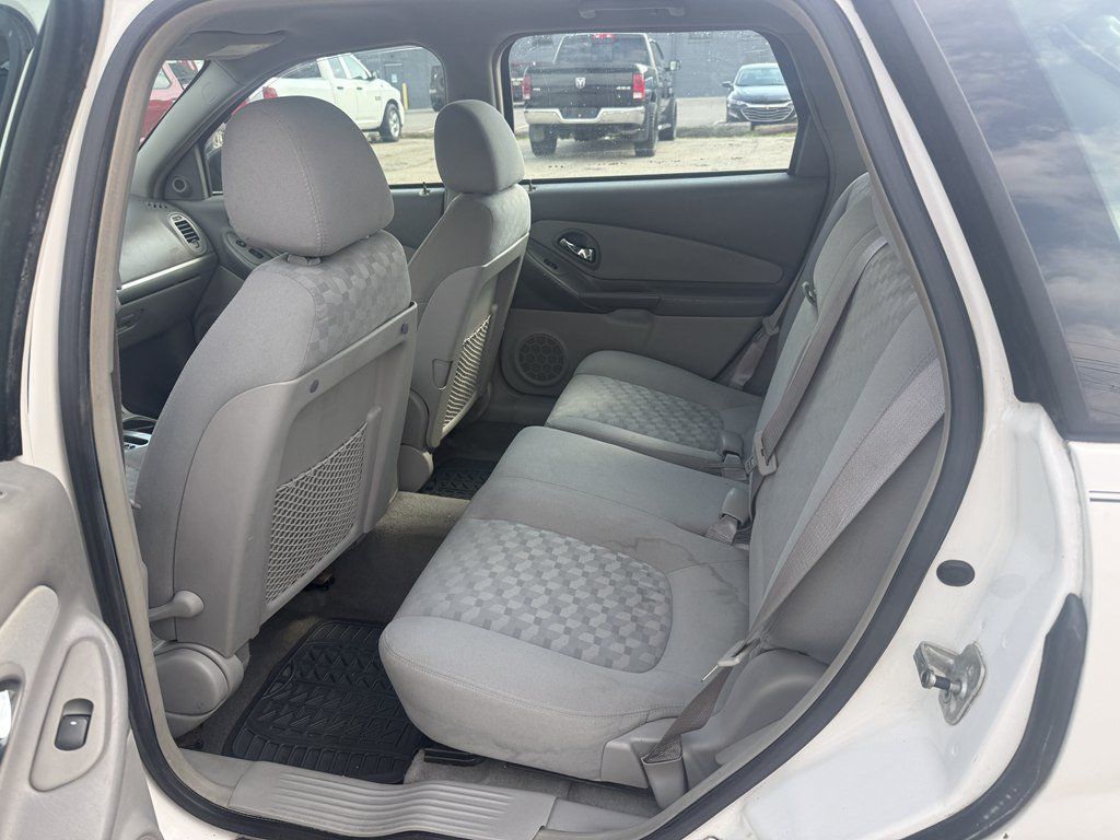 Used 2005 Chevrolet Malibu LS FWD image 14