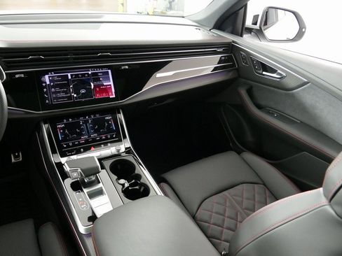 New 2026 Audi Q8 Prestige image 26