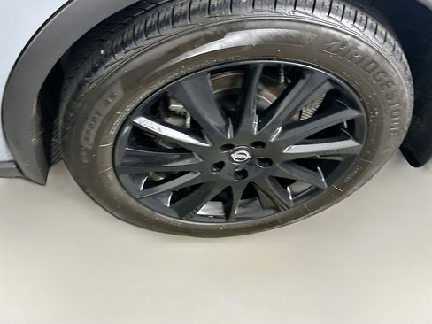 Used 2024 Nissan Murano SV w/ SV Midnight Edition Package AWD/4WD image 11