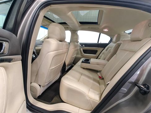 Used 2016 Lincoln MKS AWD w/ Equipment Group 101A image 32