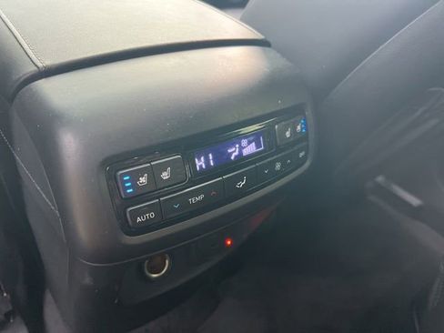 Used 2021 Hyundai Palisade Calligraphy image 33