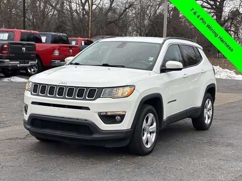 Used 2018 Jeep Compass Latitude w/ Trailer Tow Group image 28