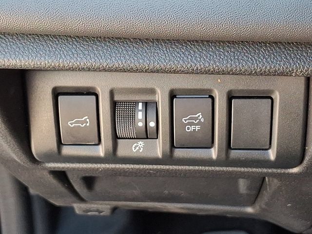 Used 2023 Subaru Outback Limited AWD/4WD image 25