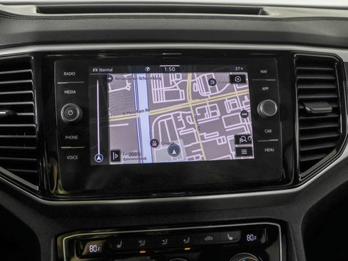 Used 2021 Volkswagen Atlas Cross Sport SEL image 30