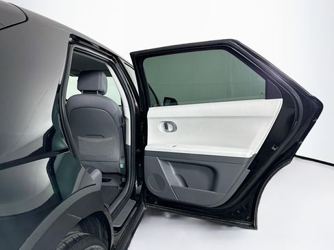 Used 2024 Hyundai Ioniq 5 SEL image 31