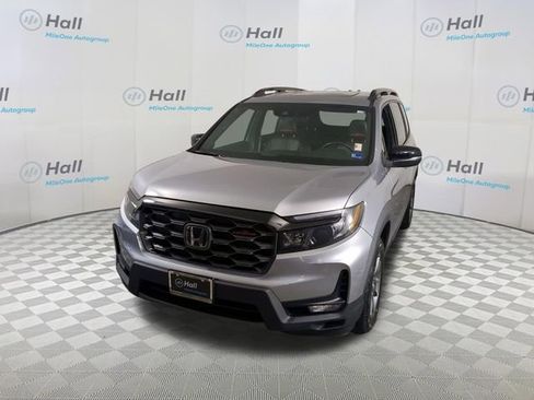 Certified 2023 Honda Passport TrailSport image 1
