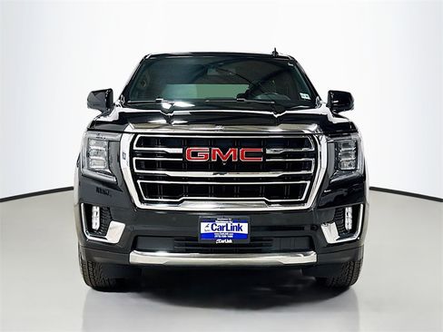 Used 2022 GMC Yukon SLT w/ SLT Premium Package image 2