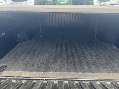 Used 2021 Toyota Tacoma TRD Sport AWD/4WD image 33