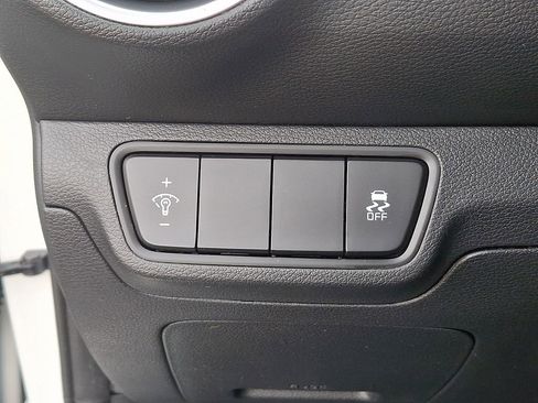 Certified 2023 Kia Forte LXS image 23