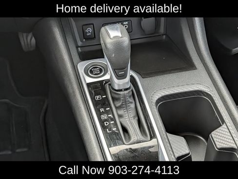 Used 2025 Nissan Sentra SV FWD image 14