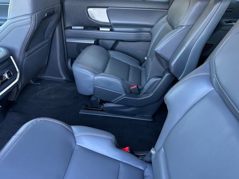 New 2025 Ford Expedition Max Active image 12