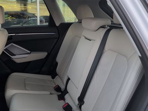 Used 2024 Audi Q3 2.0T Premium Plus w/ Premium Plus Package image 14