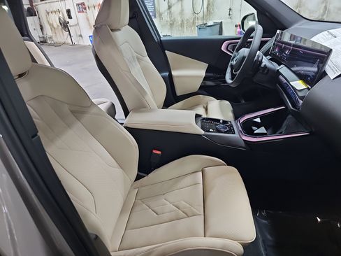 New 2026 BMW X3 xDrive30 w/ Convenience Package AWD/4WD image 10