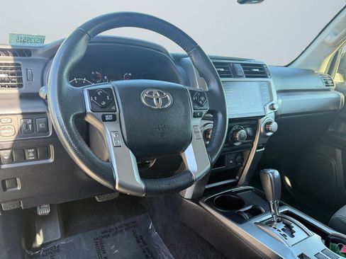 Used 2021 Toyota 4Runner SR5 image 14