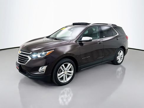 Used 2020 Chevrolet Equinox Premier AWD/4WD image 3