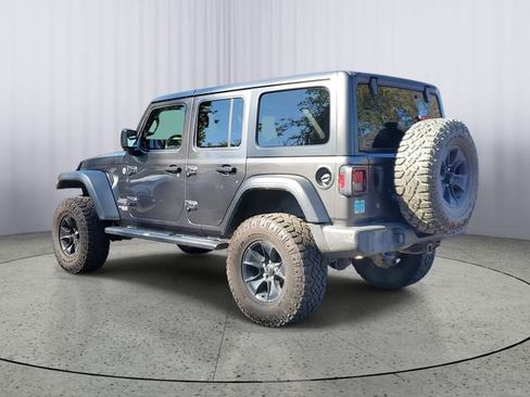 Used 2018 Jeep Wrangler Unlimited Sport S AWD/4WD image 4