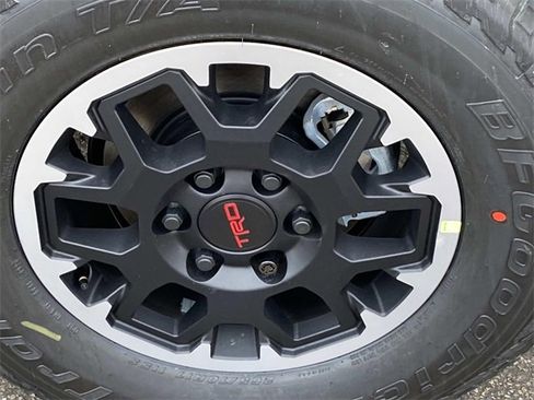 New 2026 Toyota Tacoma TRD Off-Road image 6