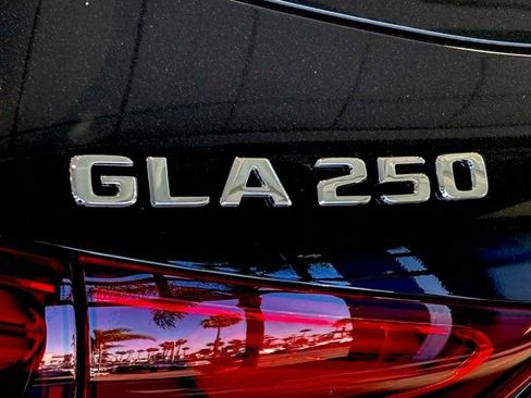 Used 2026 Mercedes-Benz GLA 250 GLA 250 image 5
