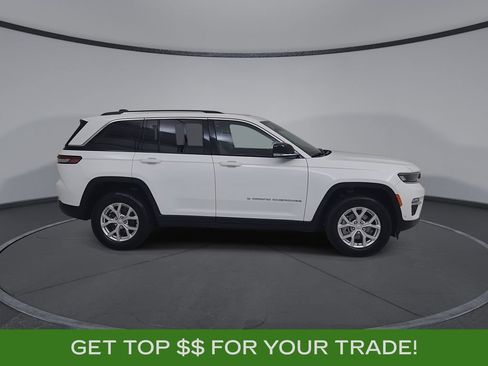 Certified 2023 Jeep Grand Cherokee Limited w/ Luxury Tech Group II AWD/4WD image 2