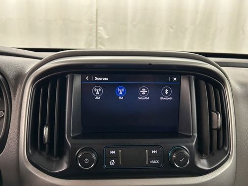 Used 2019 Chevrolet Colorado LT image 11