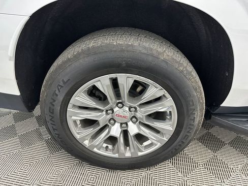 Used 2021 GMC Yukon XL Denali RWD image 19