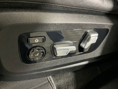 Used 2022 BMW X5 xDrive45e w/ M Sport Package AWD/4WD image 23