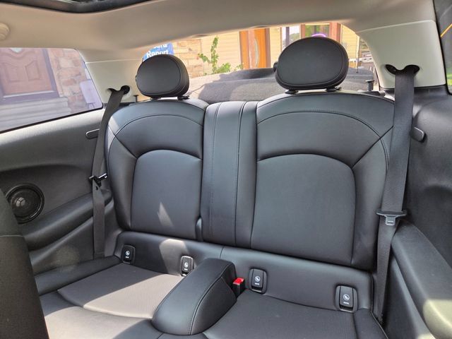 Used 2017 MINI Cooper 2-Door Hardtop FWD image 34