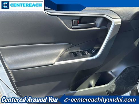 Used 2024 Toyota RAV4 LE AWD/4WD image 14