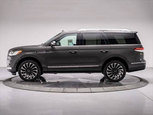 New 2024 Lincoln Navigator Black Label AWD/4WD image 2