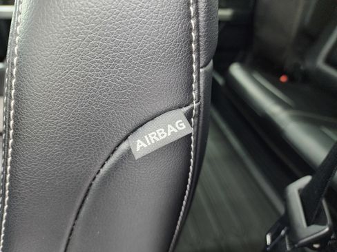 Used 2020 Ford F350 4x4 Crew Cab DRW Super Duty image 52