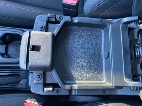 Used 2022 Jeep Wrangler Unlimited Rubicon w/ Xtreme Recon 35" Tire Package image 34