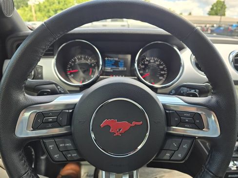 Used 2015 Ford Mustang GT Premium RWD image 13