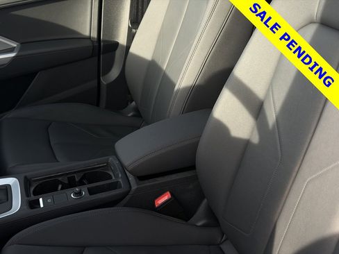 Used 2025 Audi Q3 2.0T Premium w/ Convenience Package image 22